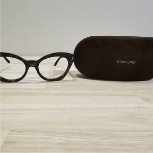 TOM FORD CAT EYE GLASSES